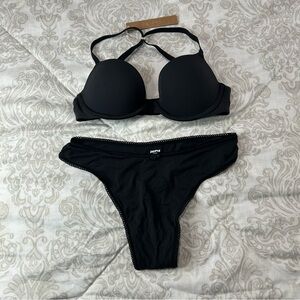 SKIMS fits everybody push up Demi bra